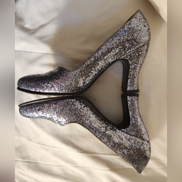 Fluevog Custom Miracles Medugorje - Make a Wish Canada Size 8 Women's Heels - Picture 2 of 8